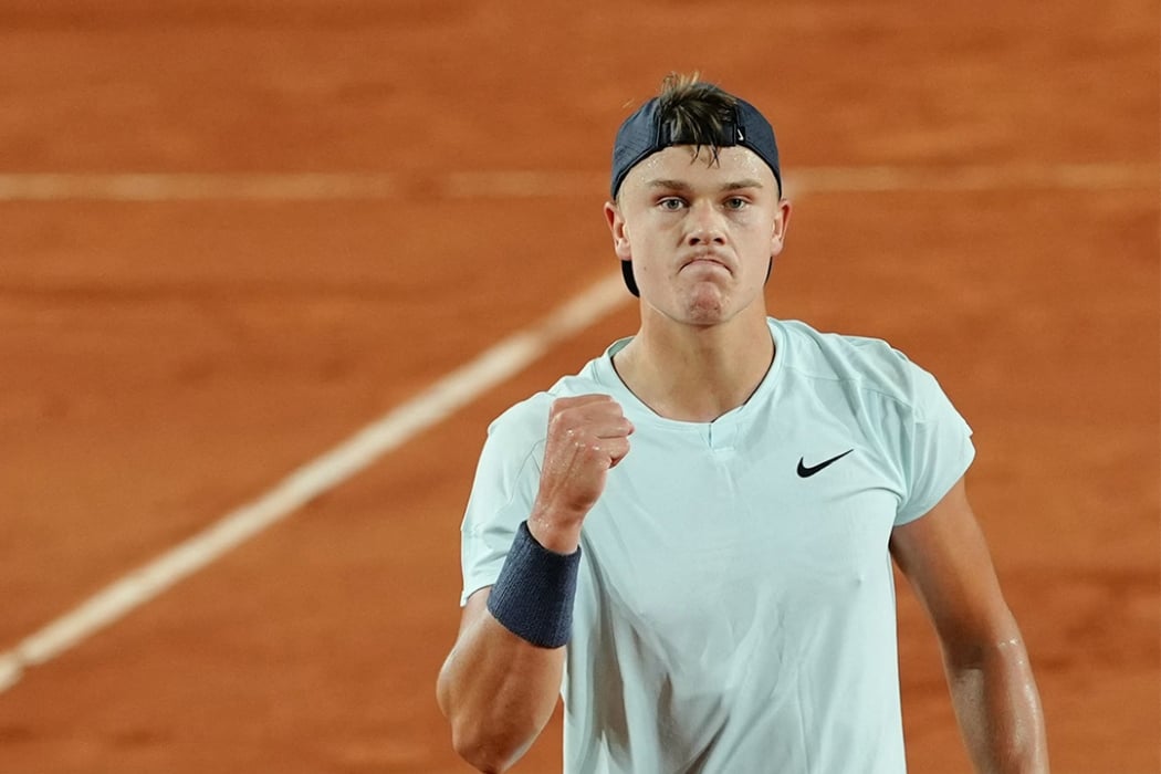 Holger Rune reaches the fourth round at Roland Garros 2024