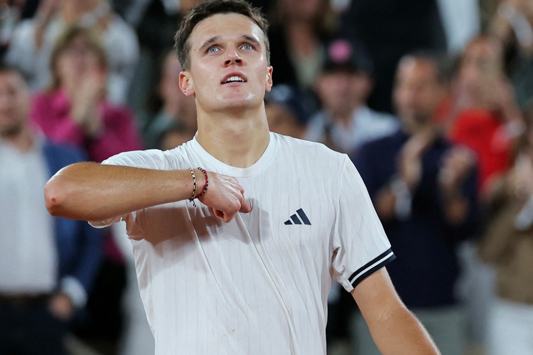 Jakub Mensik celebrates reaching Roland Garros semifinals