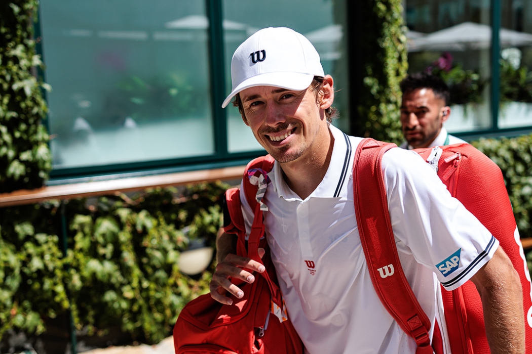 Alex de Minaur is through to the fourth round at Wimbledon