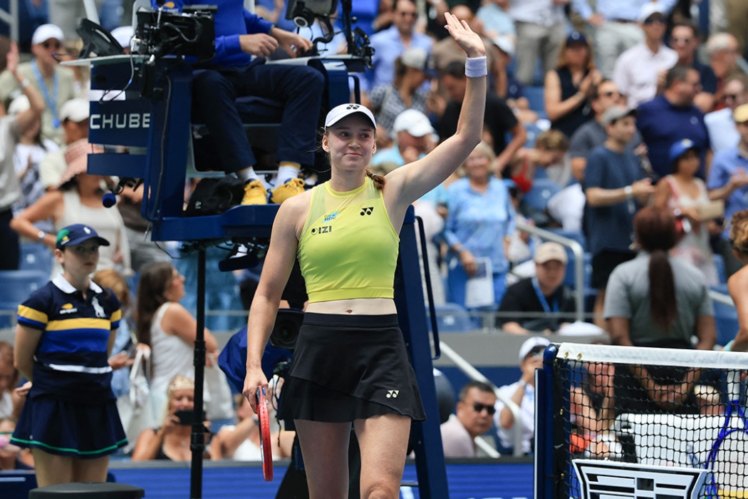 Elena Rybakina beat Zheng Qinwen in the US Open quarterfinals