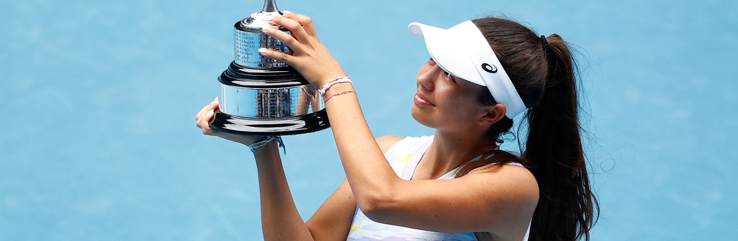Petra Marcinko Australian Open 2022 girls' singles champion