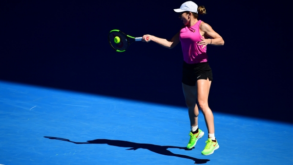 Simona halep shoes hotsell australian open 2018