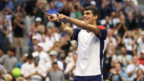 Carlos Alcaraz celebrates his third-round win over Stefanos Tsitsipas at the US Open