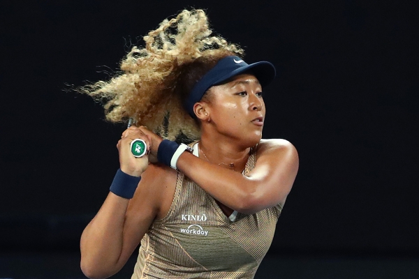 Naomi Osaka beat Andrea Petkovic in the quarterfinals of the Melbourne Summer Set