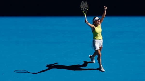 Caroline Wozniacki def. Jana Fett match highlights (2R)