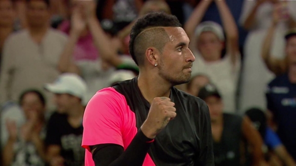 How the fans help Nick Kyrgios to victory