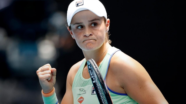 World No.1 Barty stars on centre stage
