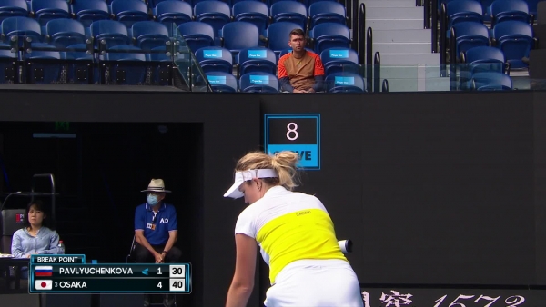 R1 Highlights: Osaka d Pavlyuchenkova