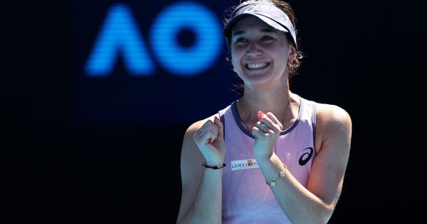 Taylor Fritz Dominates Garin in Quick Australian Open Victory
