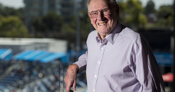 Frank Sedgman to be celebrated on AO 2027 match coin